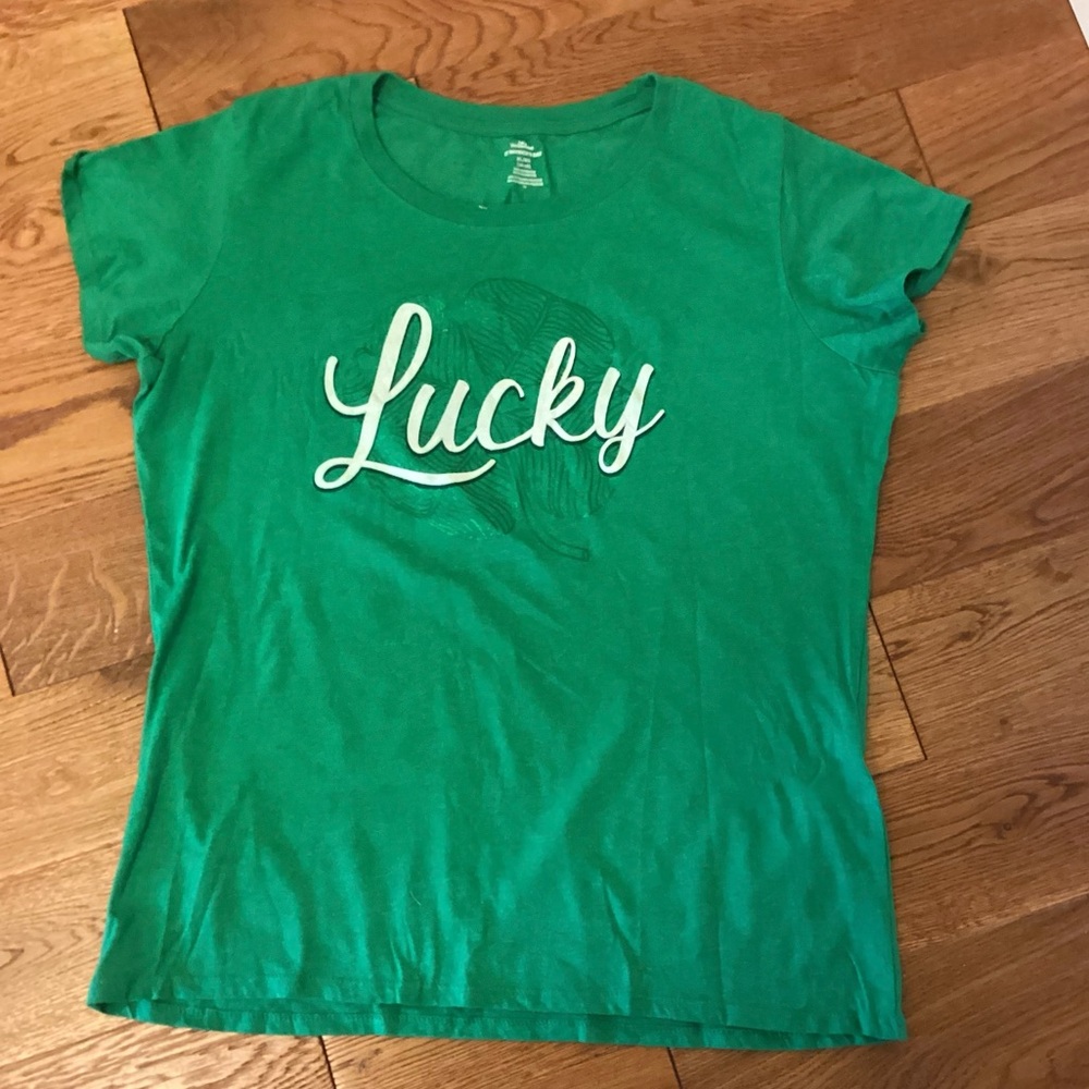 Lucky tee